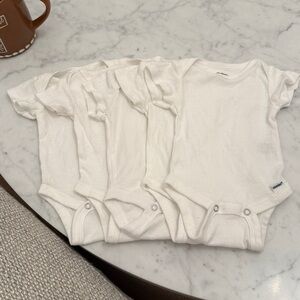 Gerber Baby Onesies 5 Pack Newborn White Short Sleeve Bodysuits 100% Cotton NB